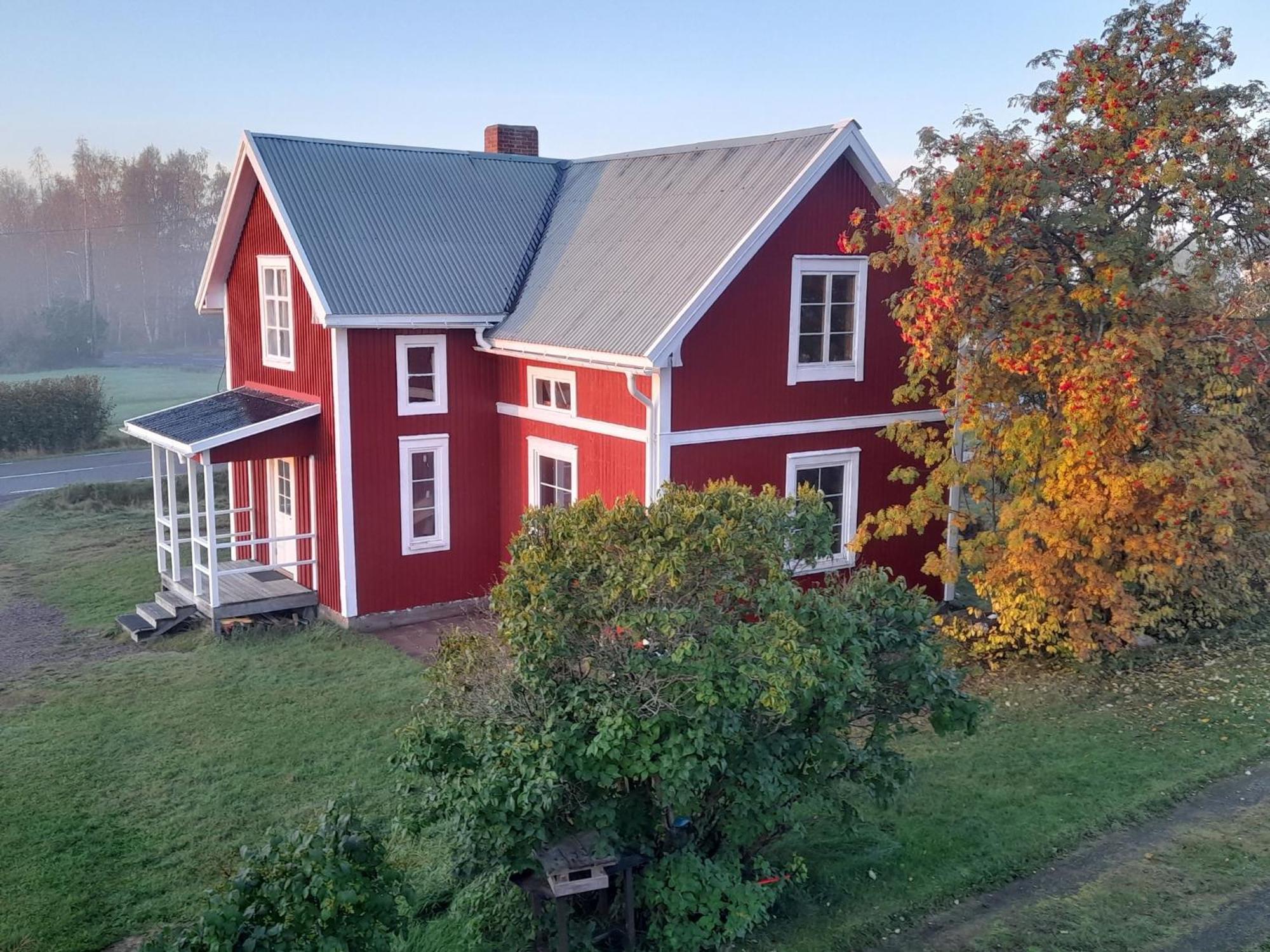 Authentic Scandinavian Log House Еверкалікс Екстер'єр фото